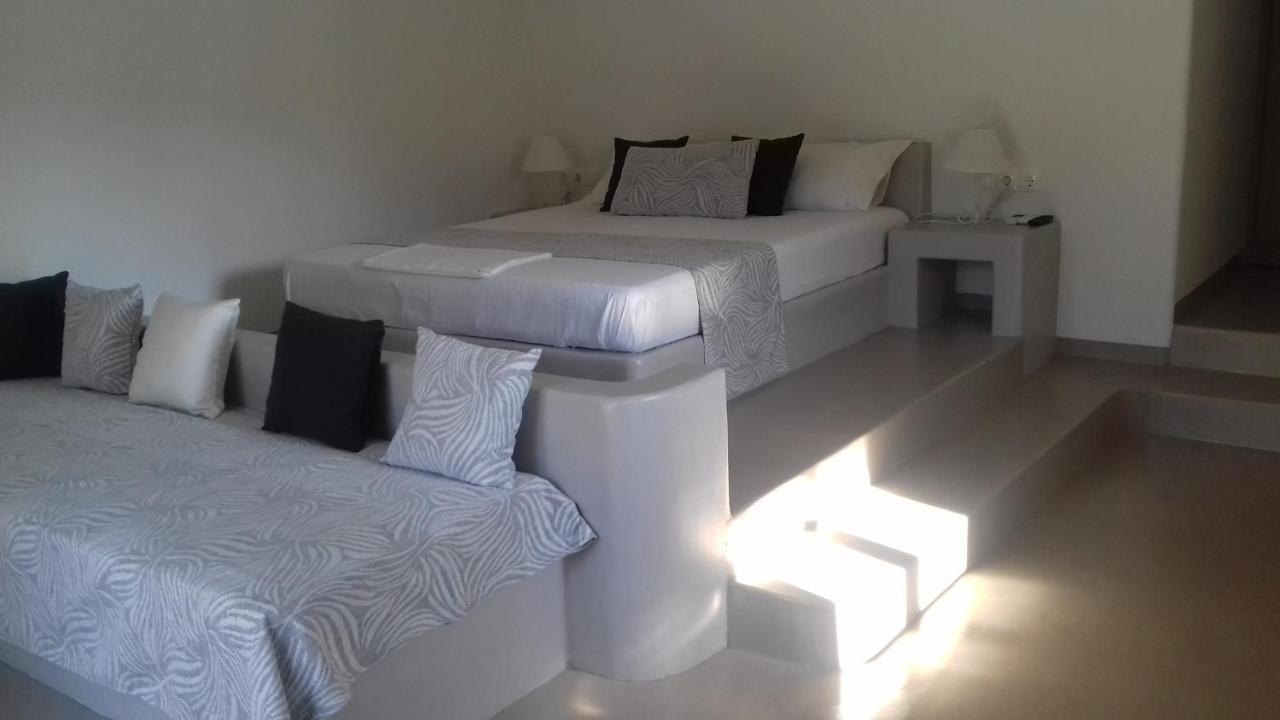 Notos * Schoinoussa