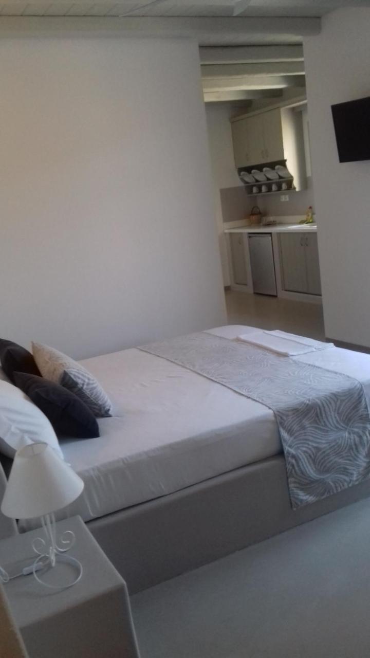 Notos Bed & Breakfast